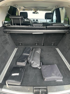 image 3 of interior
