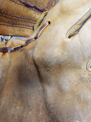 1950&rsquo;s Rawlings G700 Art Houtteman Baseball Glove
