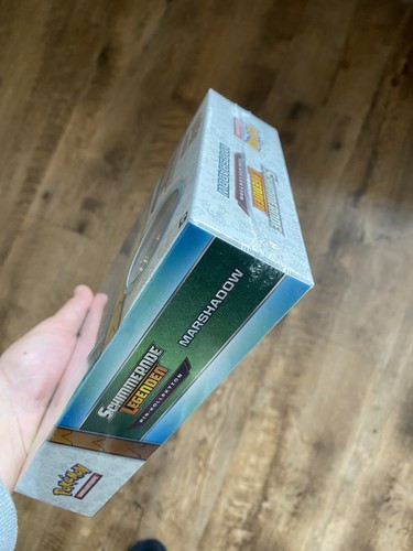 Pokemon Marshadow Schimmernde Legenden PIN-Kollektion - DEUTSCH - NEU OVP