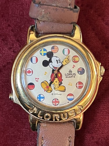 Vintage Lorus Disney Mickey Mouse Flag Musical Watch Plays Its A