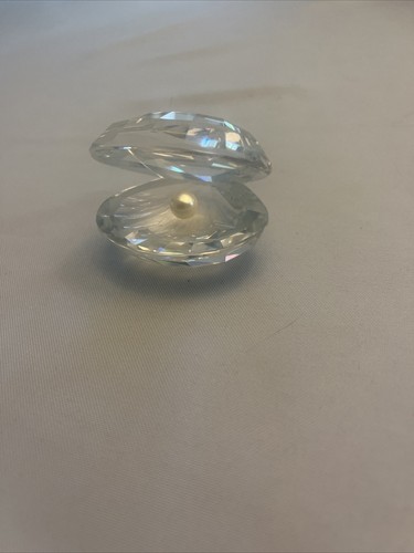 スワロフスキー　「貝と真珠」（Shell With Pearl） スワロフスキー 「貝と真珠」（Shell With Pearl）