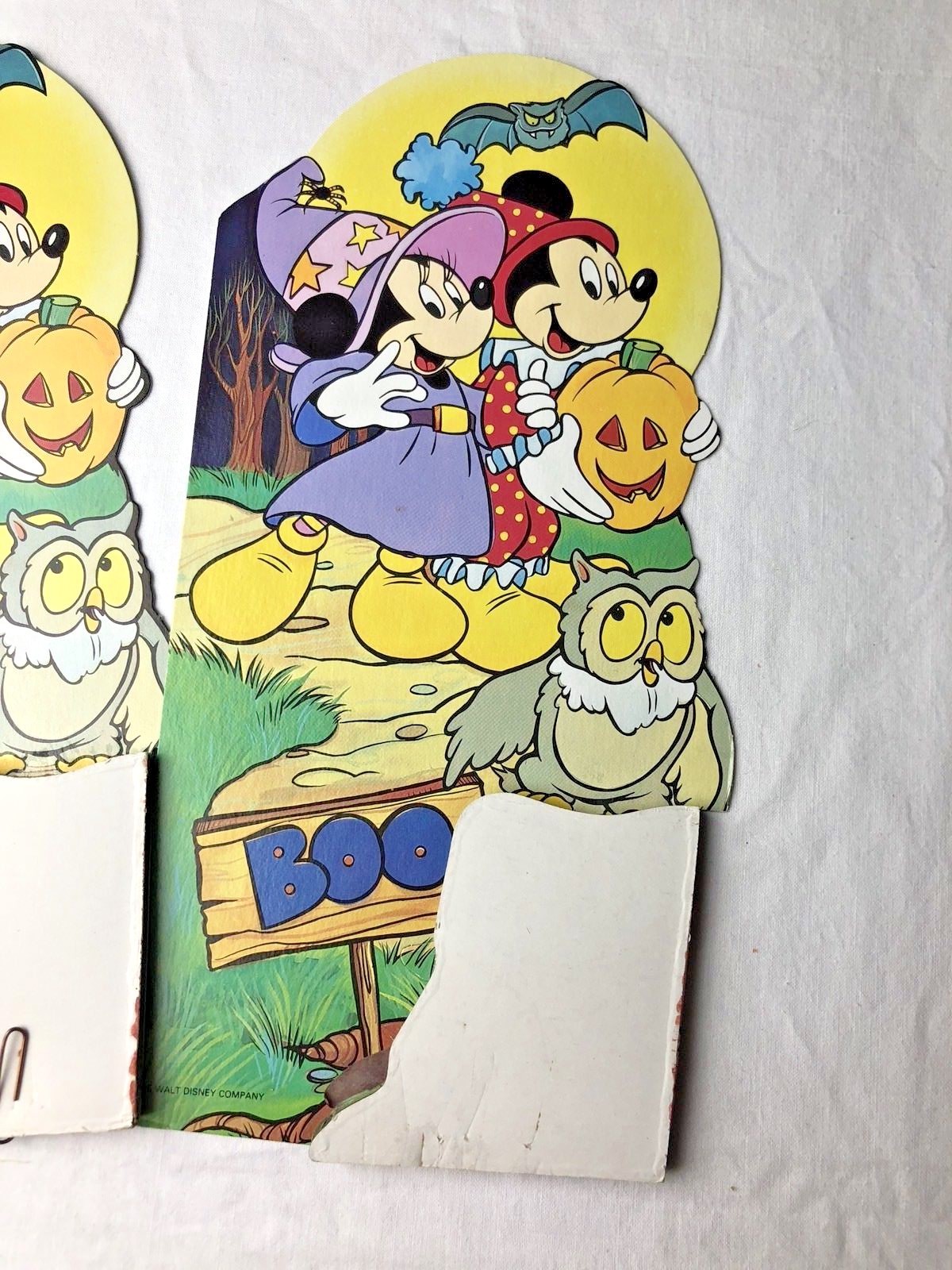 Vtg Lot 3  Disney Mickey Trick or Treat Honeycomb tissue Pumpkin – Halloween