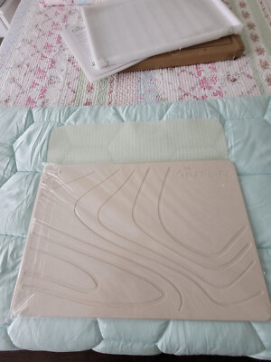 Graplife Diatomaceous Earth Stone Bath Mat, Non-slip, Super Absorbent in White