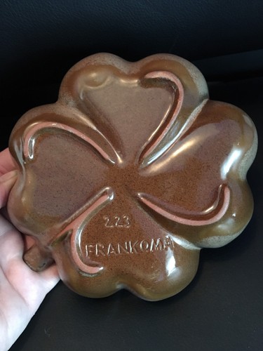 EUC Vintage Frankoma 223 Brown Satin Four Leaf Clover Multi-Purpose Dish