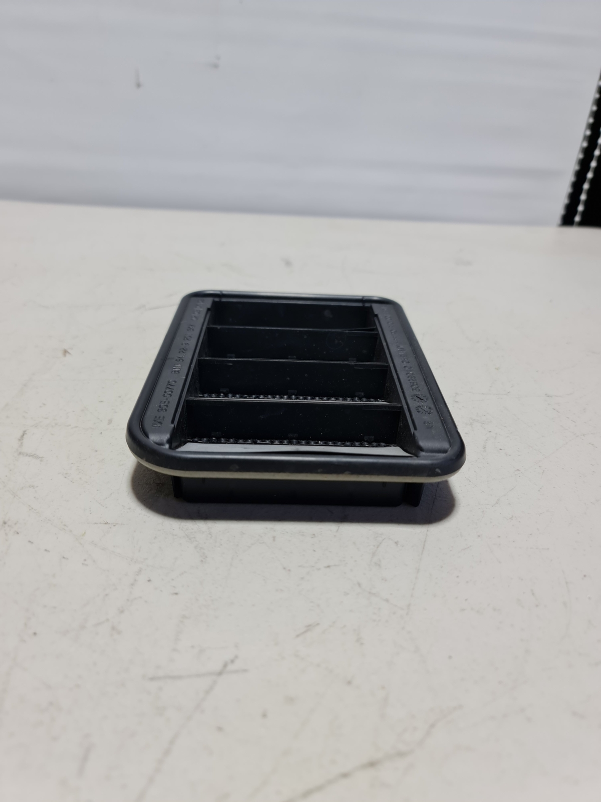 0 Bmw 2014-2020 64-22-9-201-647 64229201647 Rear Ventilation 9201647 02 642292 image 2