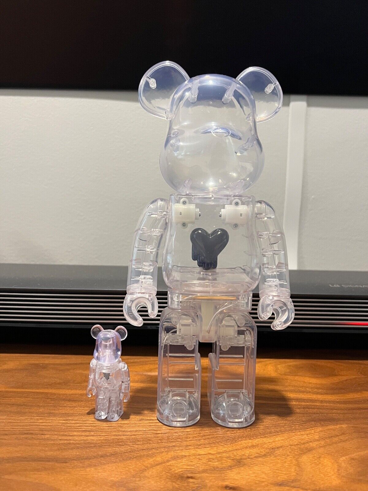 EMOTIONALLY UNAVAILABLE EU BEARBRICK BLACK HEART 400% B100 EMOTIONALLY UNAVAILABLE EU BEARBRICK BLACK HEART 400% B100