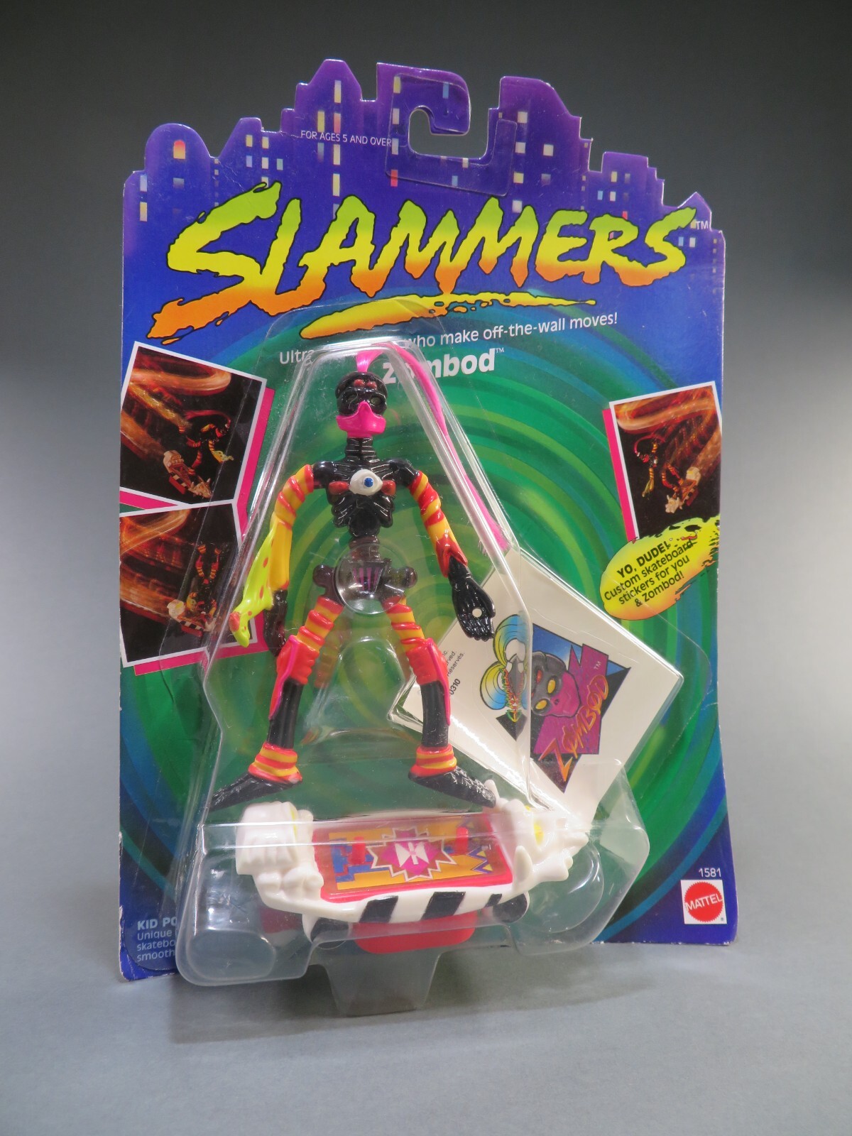 MEDLCOM TOY レア品 1990 Mattel Slammers ZOMBOD Skateboard Flex Bendy Figure