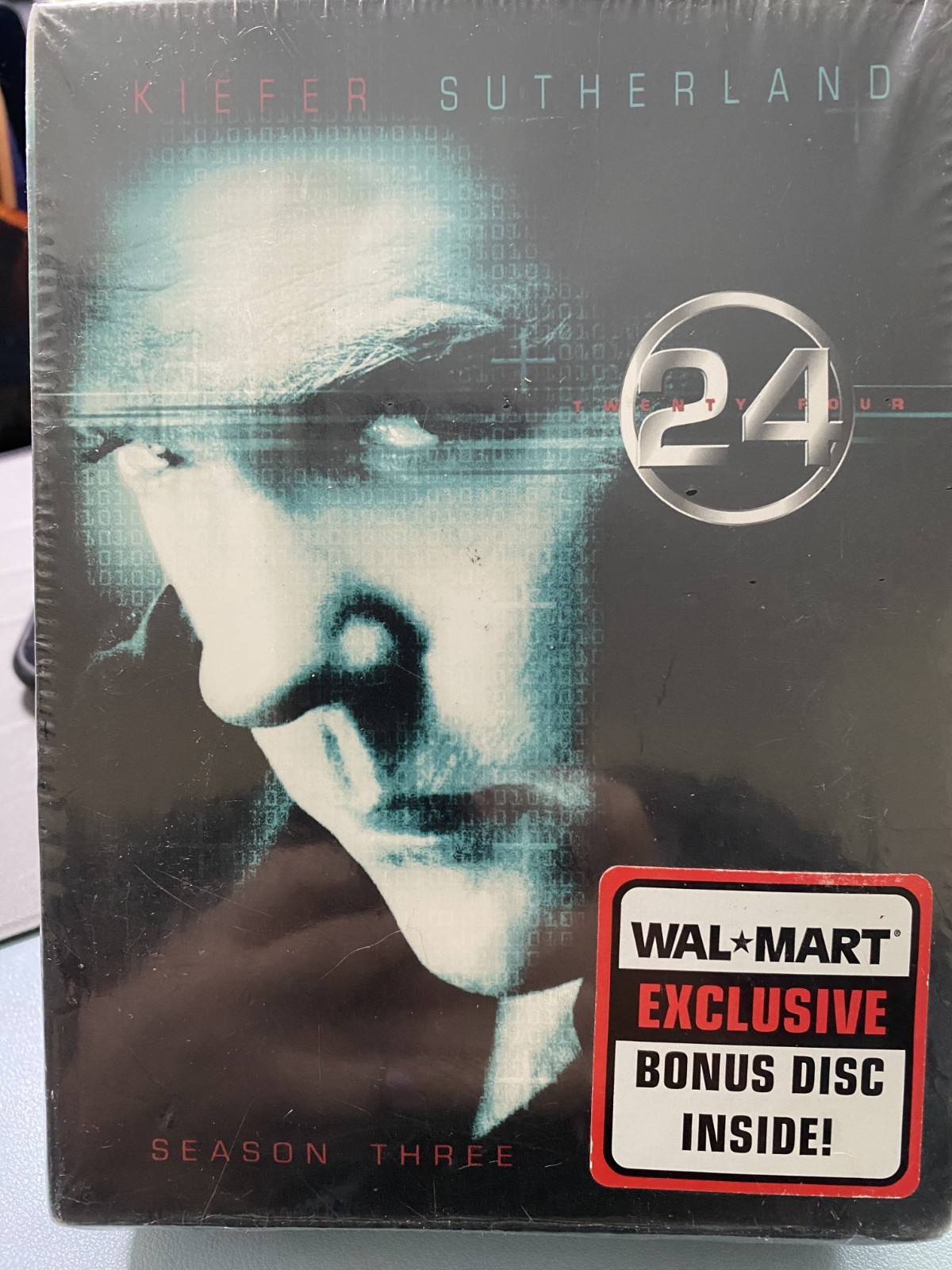 KIEFER SUTHERLAND 24 SEASON THREE DVD SET(1452)