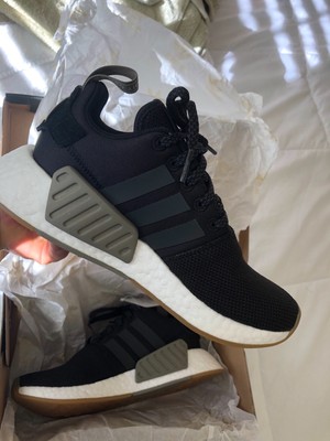 adidas nmd r2 black gum