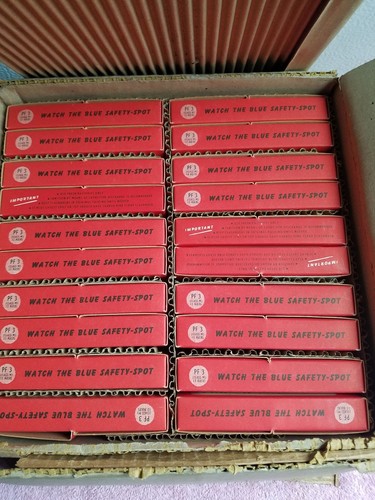 NOS Norelco Photoflashbulbs PF3 Camera Bulbs  FULL CASE in Original Shipping Box