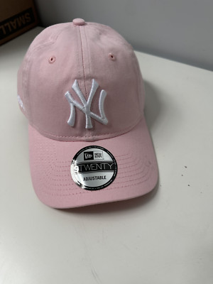  New York Yankees x MoMA Hat Neyyan PINK Hat (New Era 9Twenty Adjustable)
