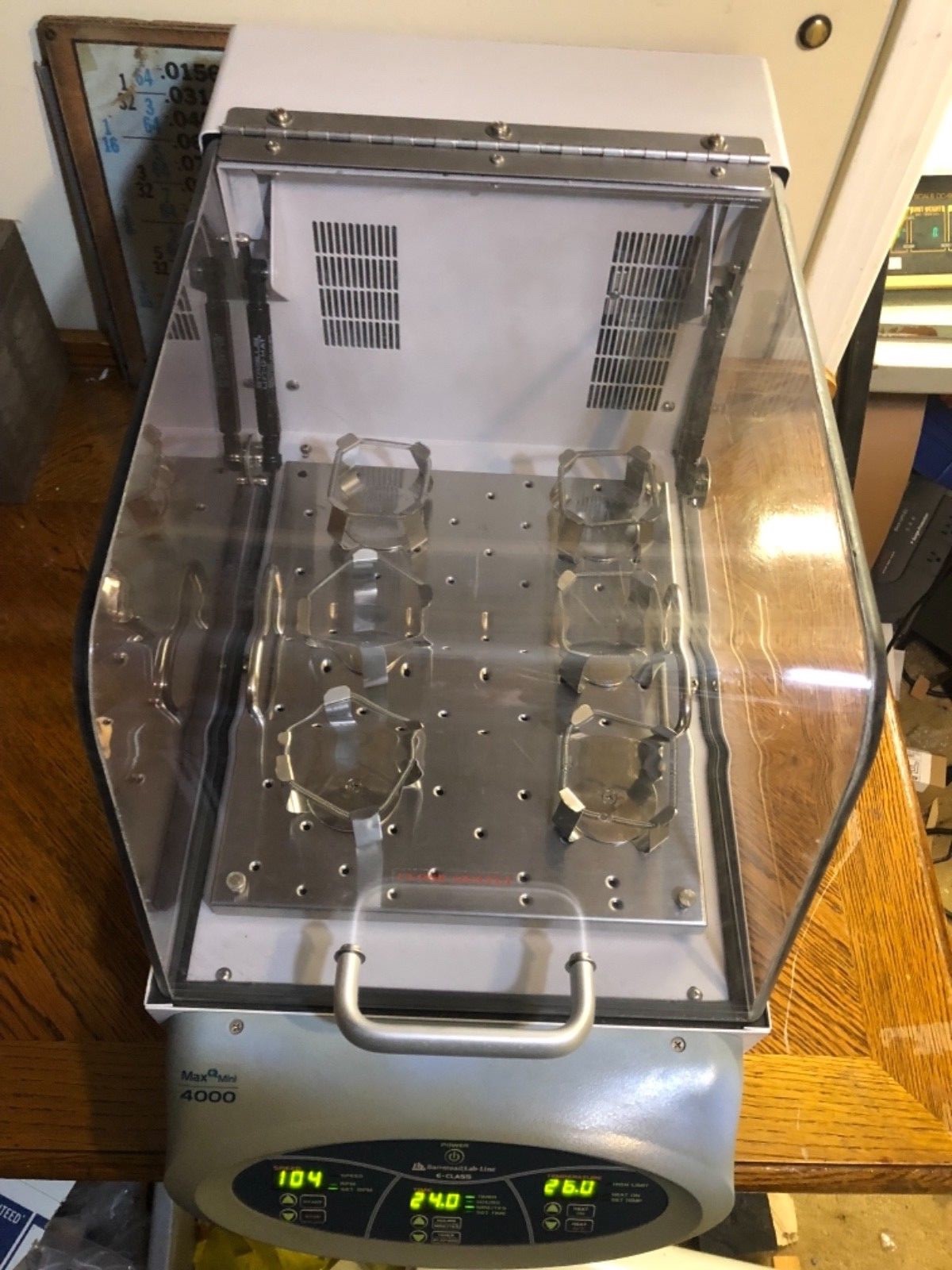 Thermo Scientific MaxQ 4450 Mini Incubated Digital Benchtop Shaker Excellent