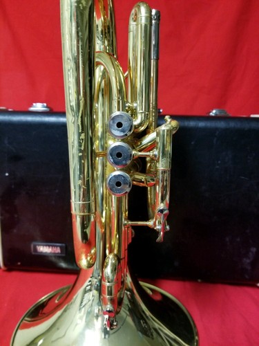 Yamaha YMP-202M Marching Band Mellophone WITH CASE & MOUTHPIECE