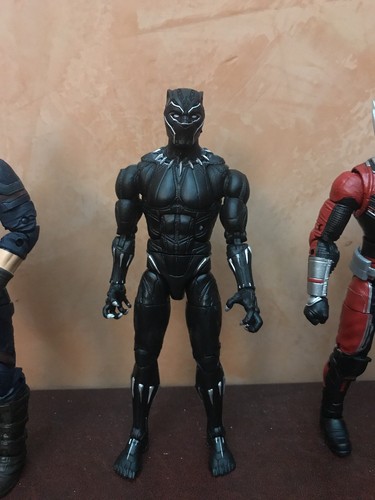 Marvel Legends Black Panther Figure Complete