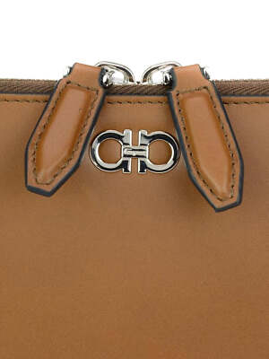 Pre-owned Ferragamo Salvatore  Gancio Men's 686773 Brown Zippered Continental Wallet $980