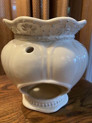 YANKEE CANDLE Tart Oil Burner Warmer Antique White Scallop Edge NEW 2 Available