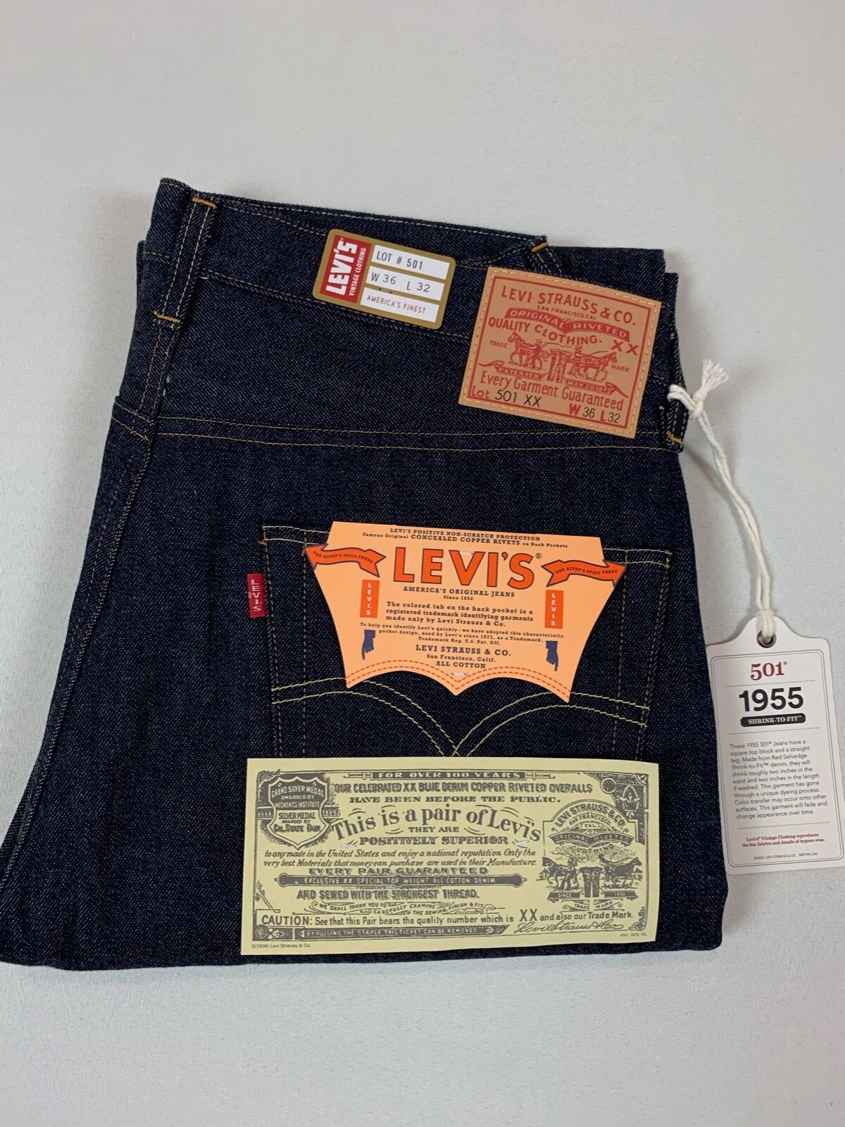 Levis Vintage Clothing LVC 1937 501XX Jeans Size 24 Crop Selvedge Denim $395