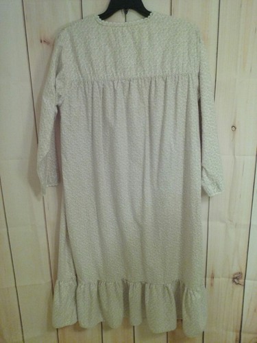 Ashley taylor cotton floral granny gown large