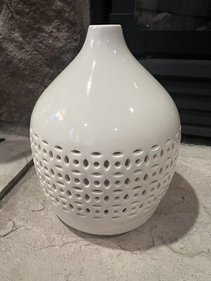 Ceramic Cutout 300 ml Large Diffuser Off White