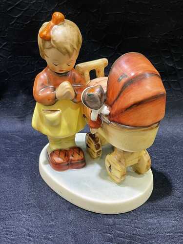 Goebel Hummel Gallery Collection 最新ニュース Goebel Hummel Figurine 