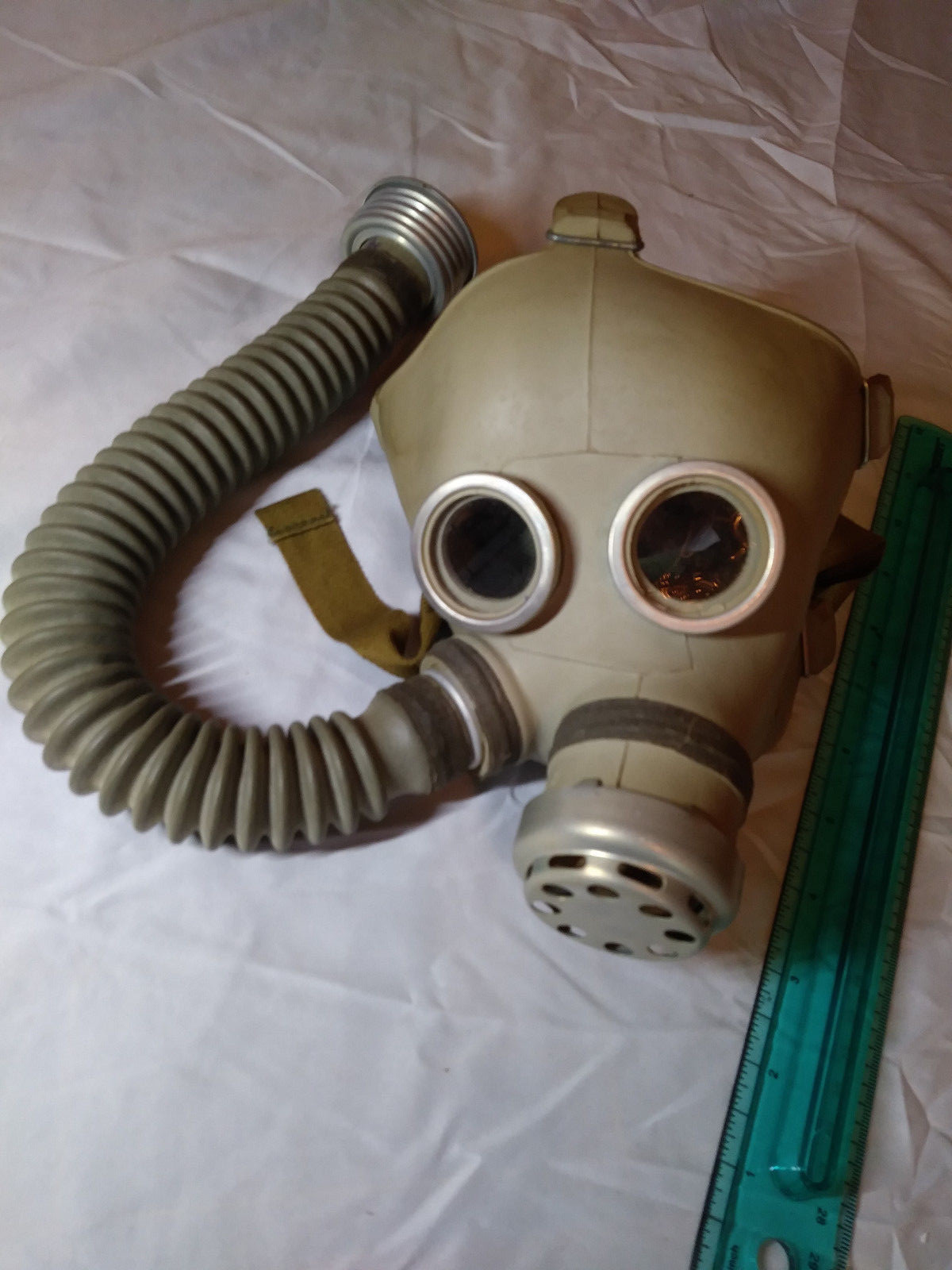 INFANT GAS MASK CONDITION GOOD UNUSED. VERY RARE SOVIET UNION