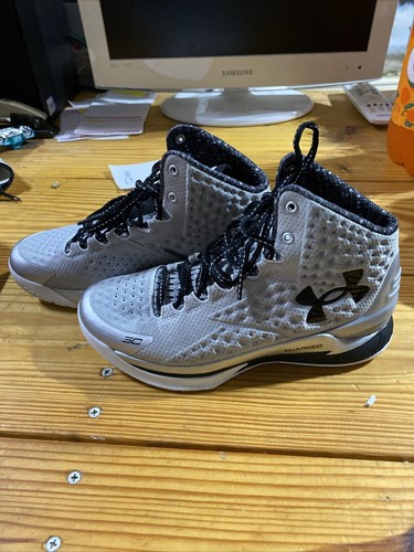 Under Armour Curry 1 Retro Black History Month BHM Size 6y