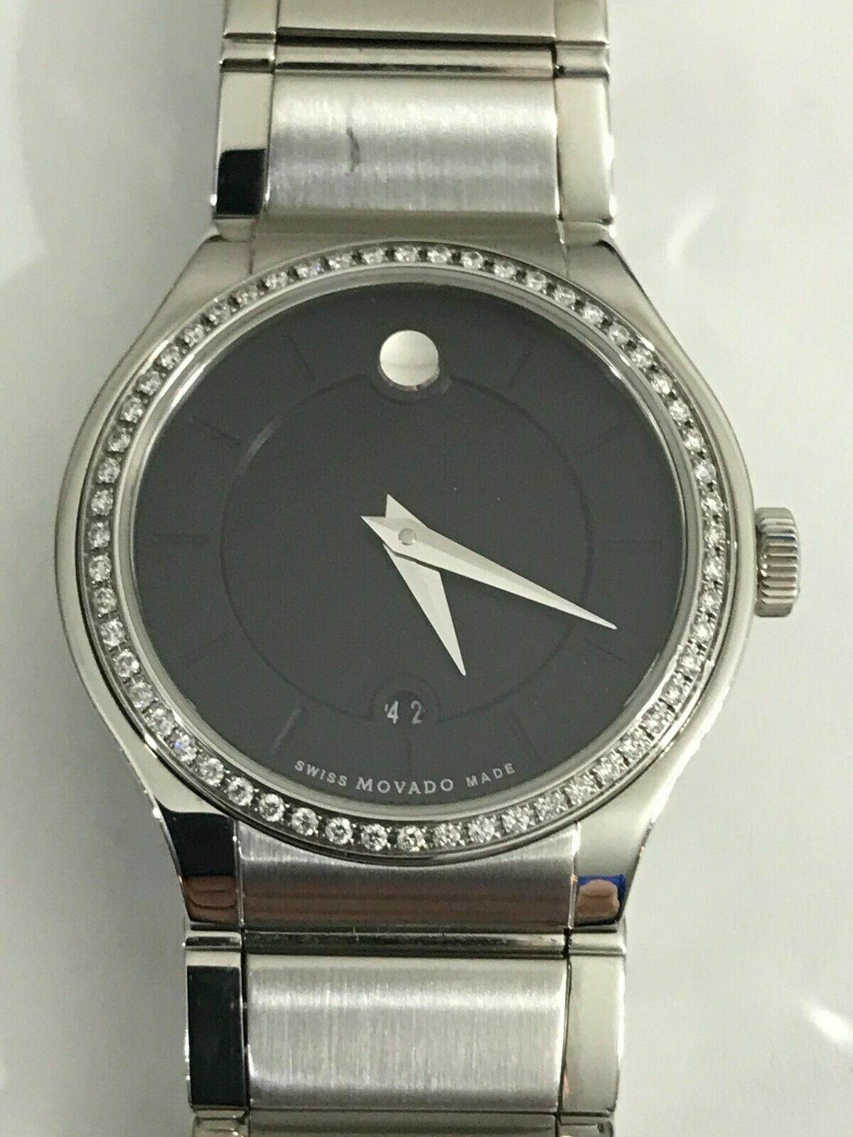 $1995 Movado Women's 0606495 Quadro Round Silver Bracelet