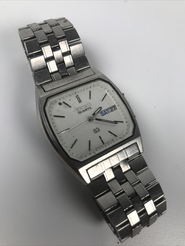 Vintage Seiko SQ Day Date Classic Watch 8123 522LT Stainless