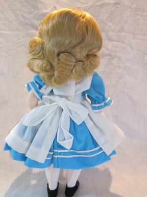 Madam Alexander Alice in Wonderland #1552 With Original Box