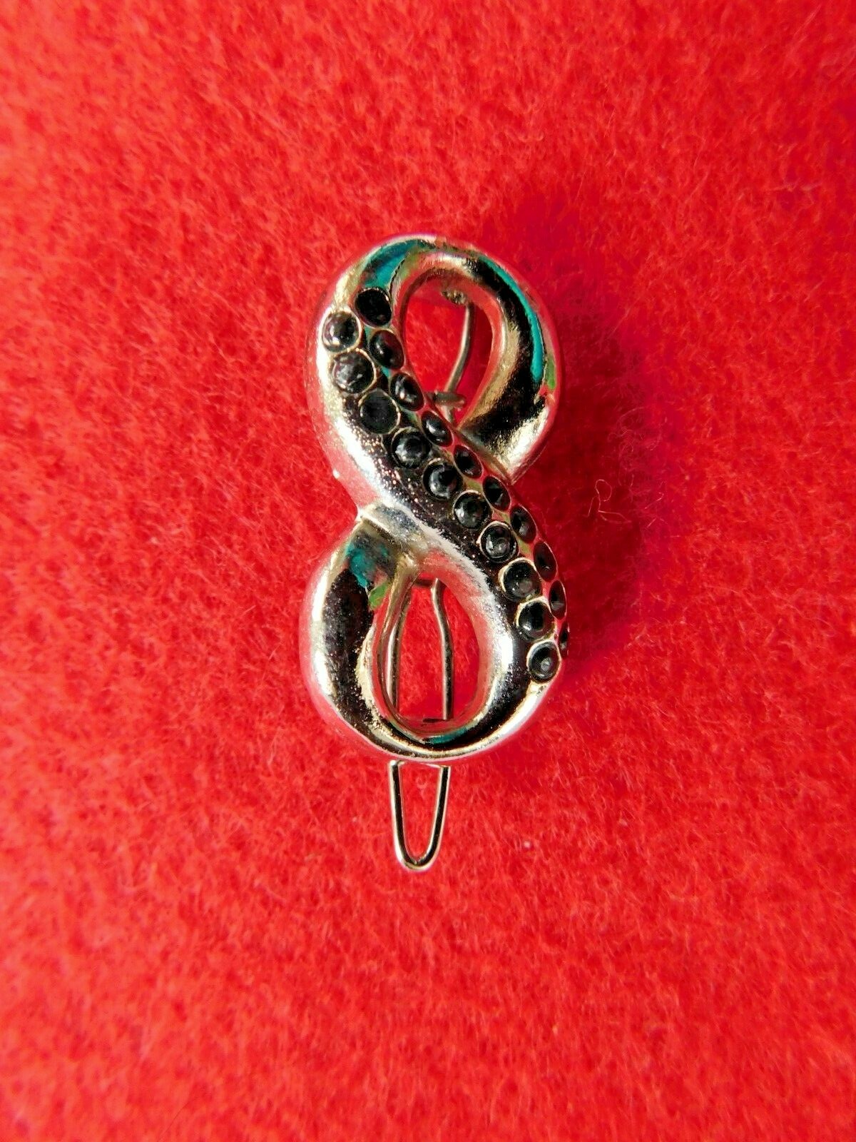 Figure Eight 8 Silver Tone Vintage Hair Barrette with Inlaid Black Stones