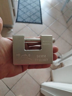 Foto dell'oggetto di un acquirente verificato
