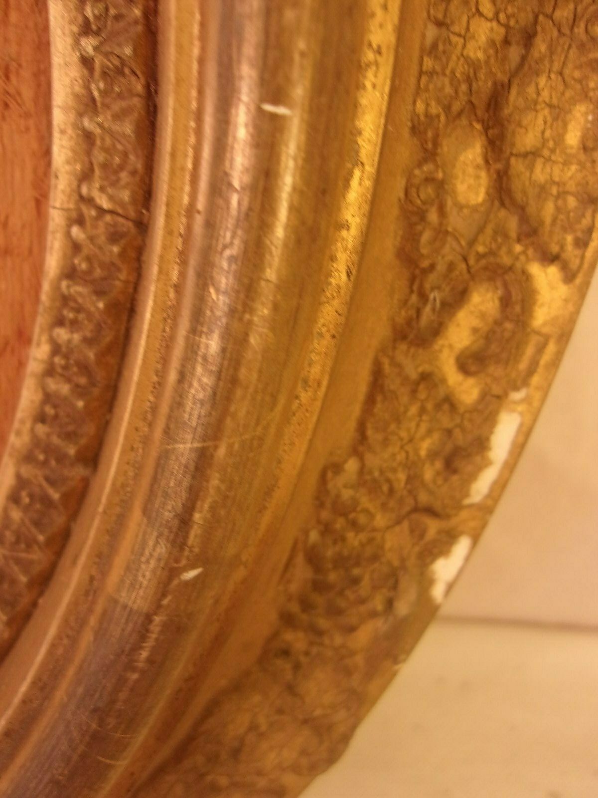 Antique victorian OVAL FRAME 12 1/4 X 14 1/4 holds 8x10 molding 2 1/2