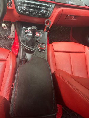 image 2 of interior