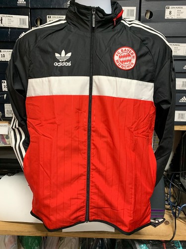 00s adidas BAVERN MUNCHEN ナイロンジャケット　サッカー 00s adidas バイエルン・ミュンヘン ナイロンジャケット L
