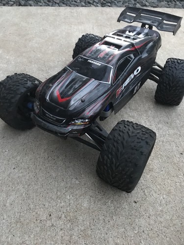 Traxxas E-Revo And Slash 2wd Brushed With EXTRA Tires And 2 Batteries