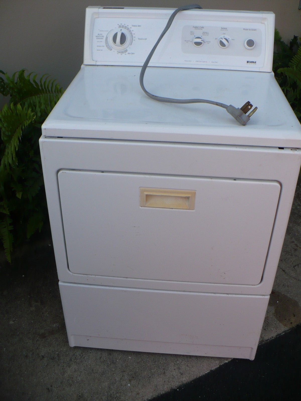 USED KENMORE ELITE DRYER. MODEL MP3225720. NEEDS HEATING ELEMENT.