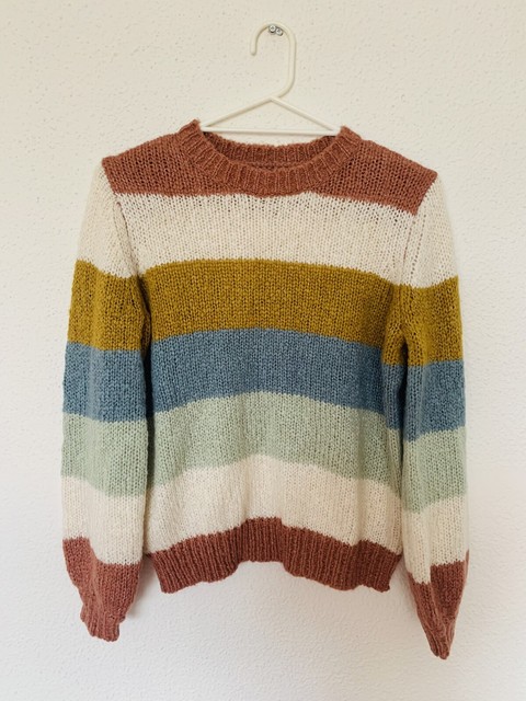 harry styles yellow jumper