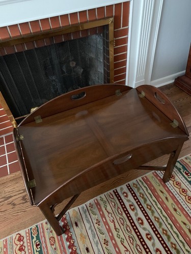 Kittinger Chippendale Style Mahogany Butlers Tray Coffee Table