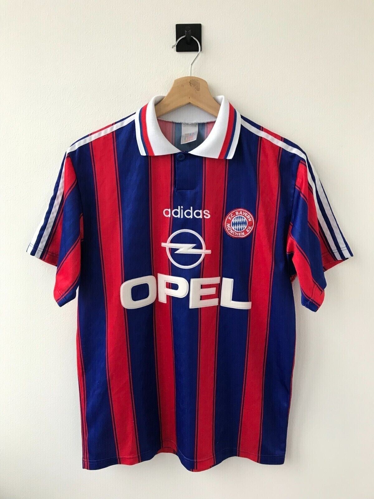 BAYERN MUNICH 1995/1997 HOME FOOTBALL SOCCER SHIRT JERSEY