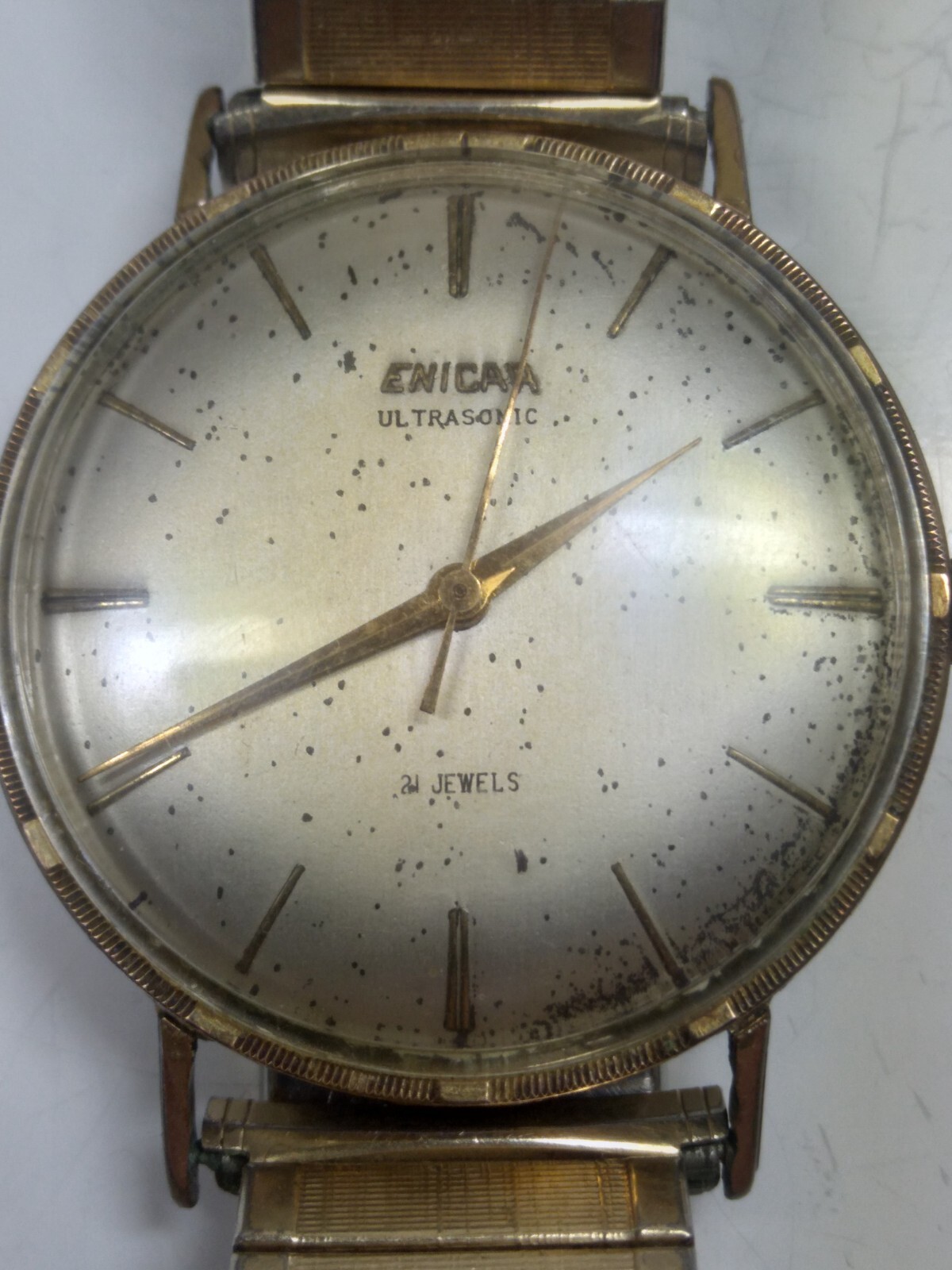 ENICAR ULTRASONIC 25石 スイス製 腕時計　動作品 エニカ ウルトラソニック 25石 手巻き 1960年代 Enicar