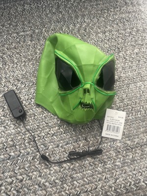 Alien Mask (Halloween Mask) Light up face (2 AA Bat) Cosplay Costume Green New