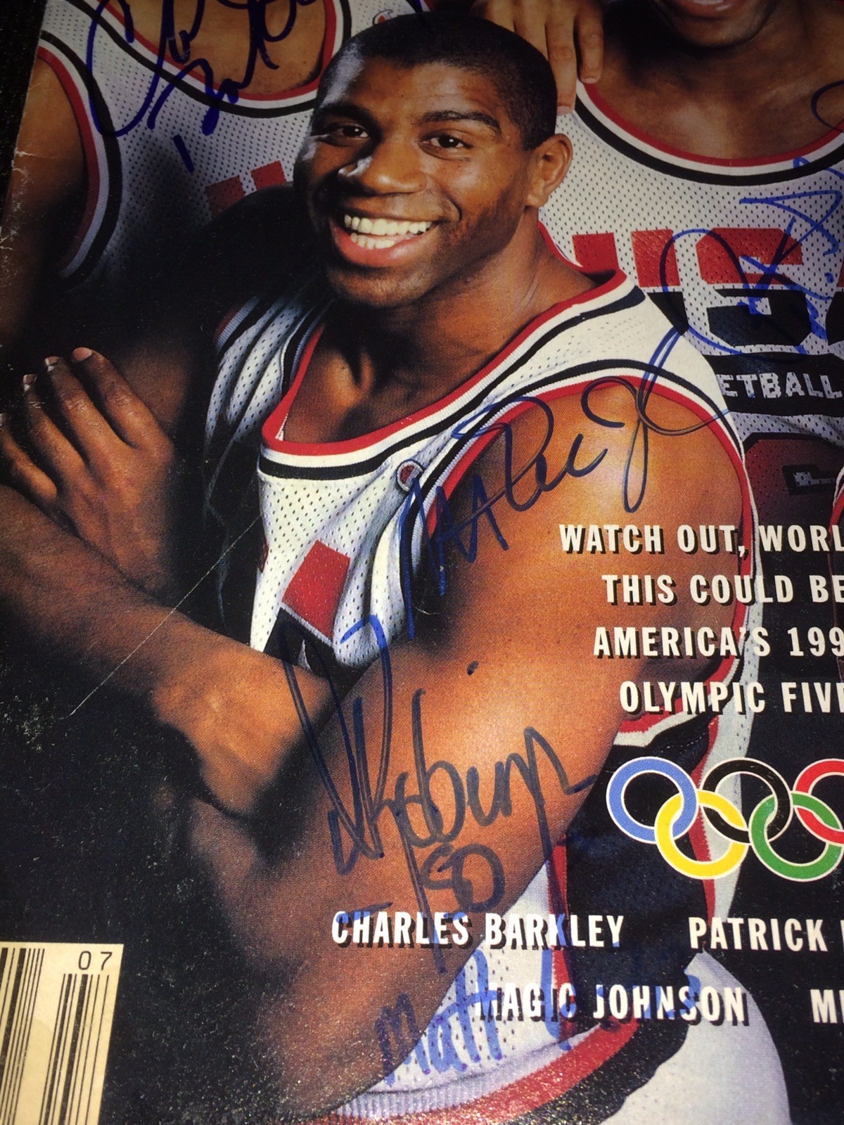 MICHAEL JORDAN Signed Sports Illustrated 1991 USA Dream Team and more Auto LOA