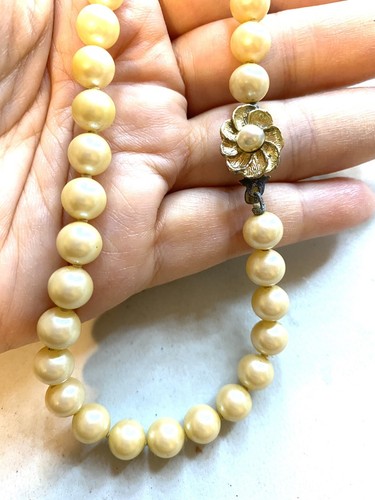 【VINTAGE HOLLYWOOD】Flower Drop Pearl Necklace~ネックレス 1928 Bridal Porcelain Rose And 3mm Faux Pearl Strand Drop