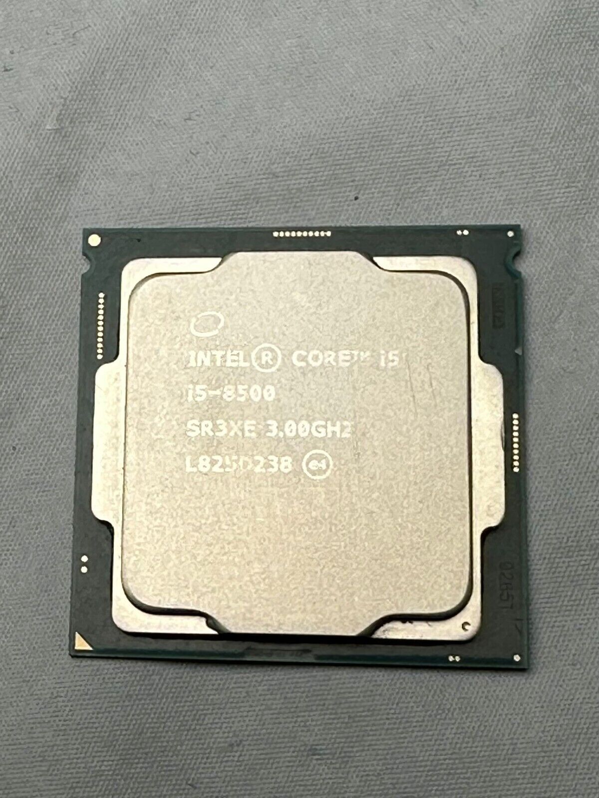 Intel Core i5-8500 6-Core 3.0GHz Desktop CPU (SR3XE Intel Core i5-8500 6-Core 3.0GHz Desktop CPU (SR3XE