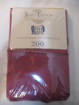Select Edition-2 Std pillow cases, 200 thread count, 40/60, poly/cotton, Claret
