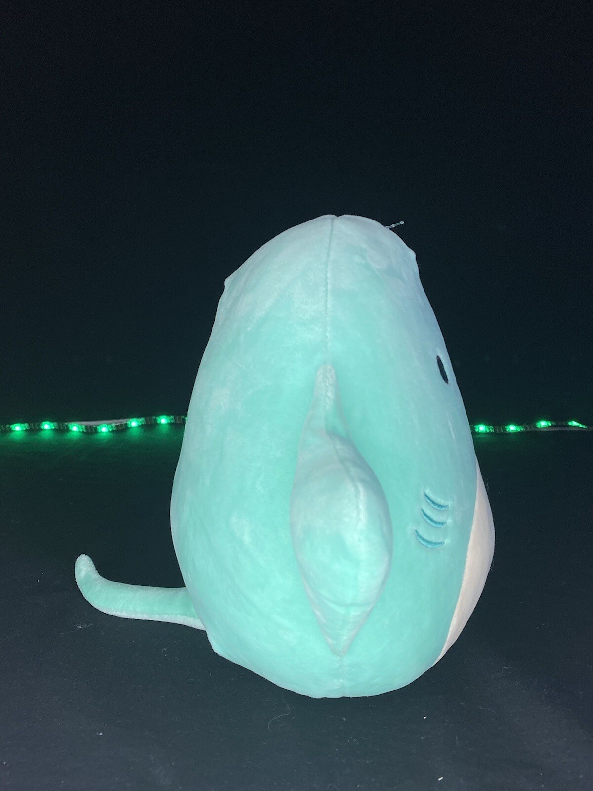 Squishmallows Maggie Stingray 8 NWT 