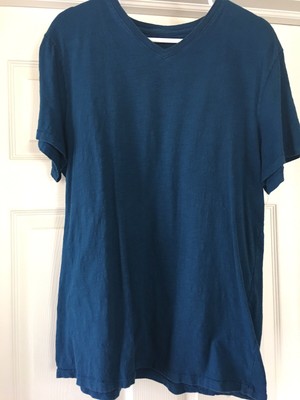 MARC ANTHONY V-NECK SLIM FIT T-SHIRT. SIZE XL.  TEAL GREEN COLOR. 100% COTTON.