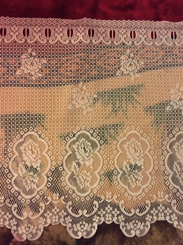 Vintage FLORAL Lace Curtains ROSES American Made In USA 2 Panels 29”x60”