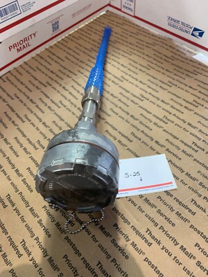 Rosemount 78R25N00A120T38. E5 Sensor  attached to NEMA 4X Explosion Proof Head