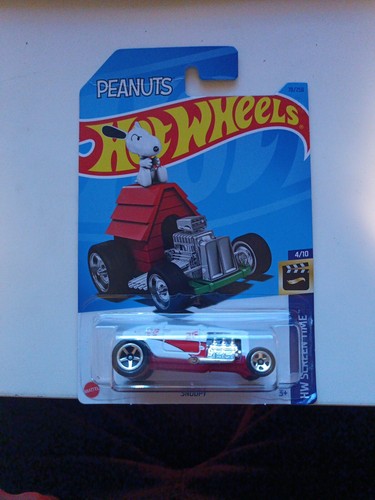 2023 #78 Hotwheels Snoopy Error | eBay